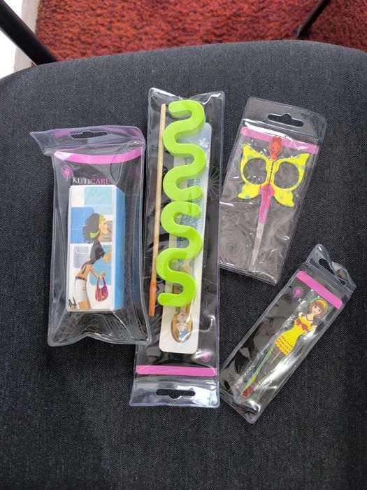 Kit de Manicure e Pedicure Kuticare (Novo / Embalado)