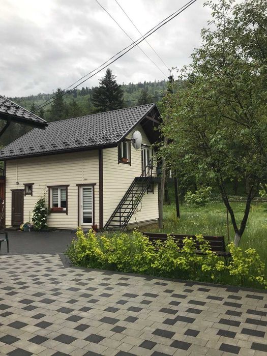 Садиба "Карпатське відлуння" – 2 котеджі з чаном і басейном, Карпати