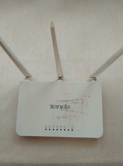 Маршрутизатор Tenba F3.