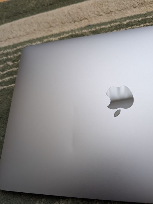 Macbook Air M1 8/512