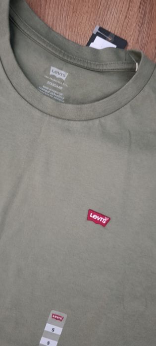 Nowy T-shirt Levi's rozmiar S