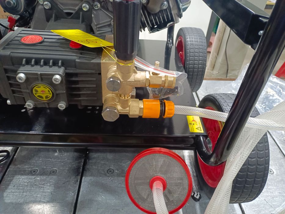 Myjka ciśnieniowa SPALINOWA + PRZYSTAWKA pobór wody, mosiądz, 280 BAR