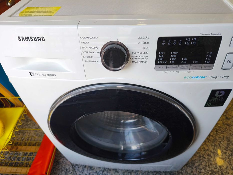 Máquina lavar e secar roupa Samsung Avariada