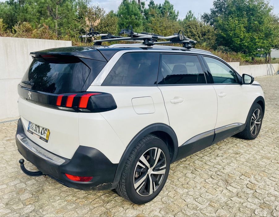 Peugeot 5008 (1.6HDI, automático, 155.000 kms, nacional)