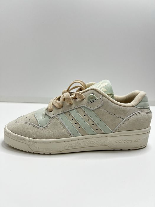 Adidas Rivalry Low нові, оригінал