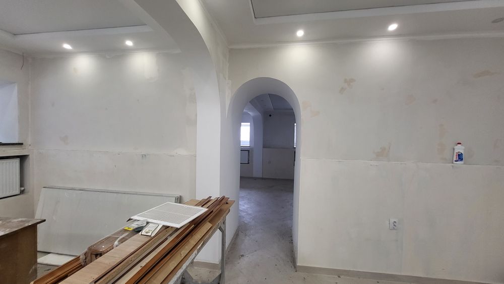 Продам комерційну нерухомість