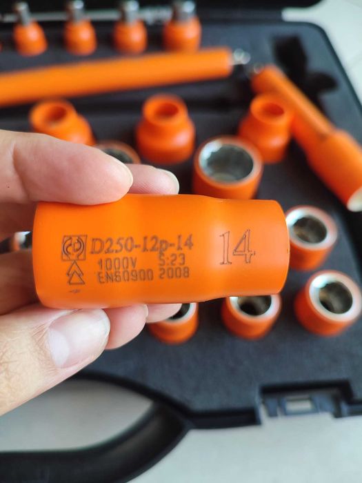 conjunto chaves de caixa e roquete de eletricista isoladas 1000V