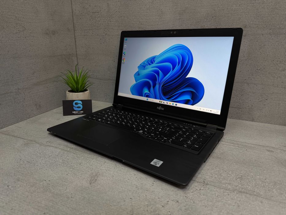 256gb ssd/4G/Стильний ноутбук Fujitsu U7510/i5-10310u/15.6"