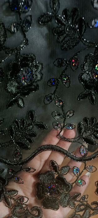 Платье очень нарядное