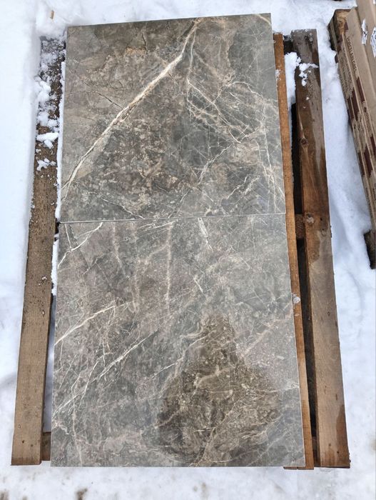 Плитка на підлогу 60*60см глянцева