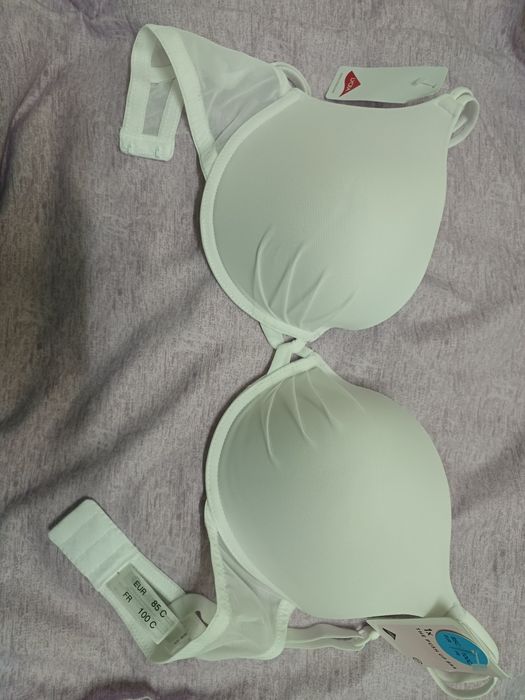 Бюстгальтери   C&A 85с
