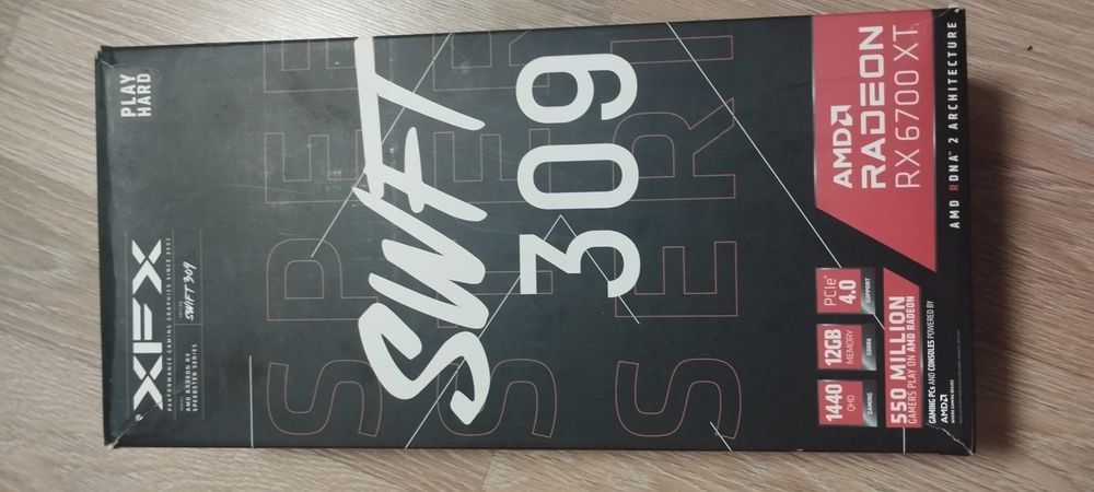 Відеокарта XFX Swft RX 6700 XT 12GB 

• Модель: XFX Swft RX 6700 XT 12GB
• Стан: Б/В, без нарікань на роботу
• Продуктивність: комфортний геймінг на в