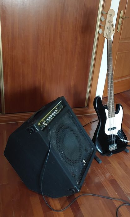 Conjunto Baixo + Amplificador Harley Benton