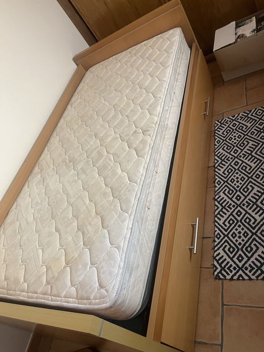 Cama solteiro com gavetao com segunda cama