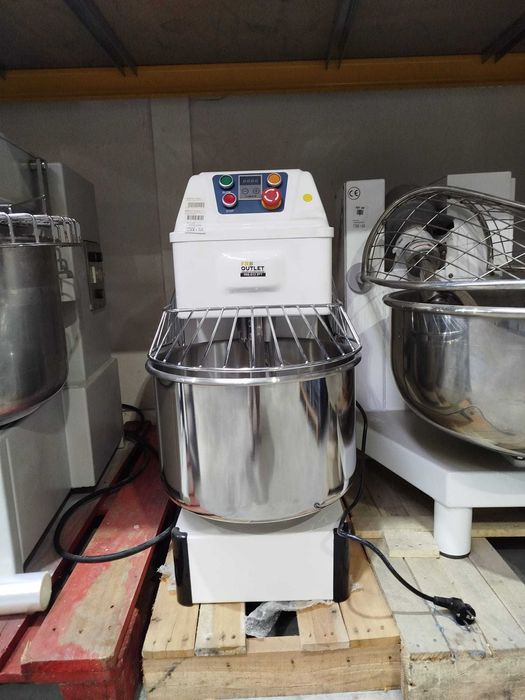 Amassadeira 30 litros - NOVA