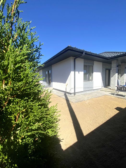 Якісний будинок з газом у котеджному містечку