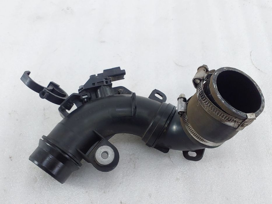 Tubo do intercooler PEUGEOT 3008 II (M_)