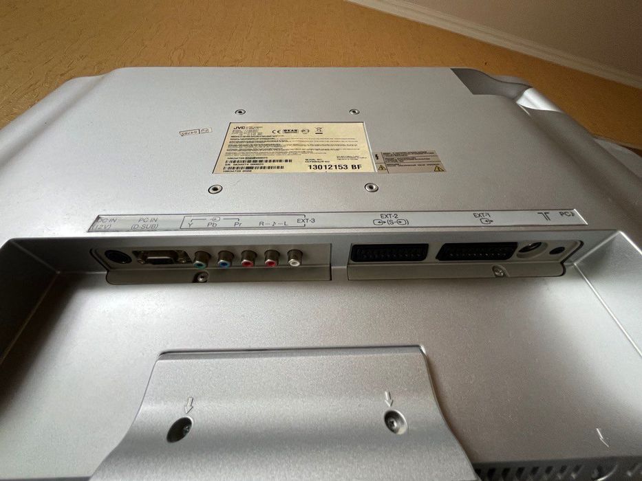 JVC телевизор рабочий цена снижена !!!