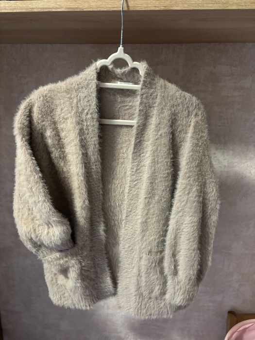 Кофта, кардиган для дівчинки 116-122