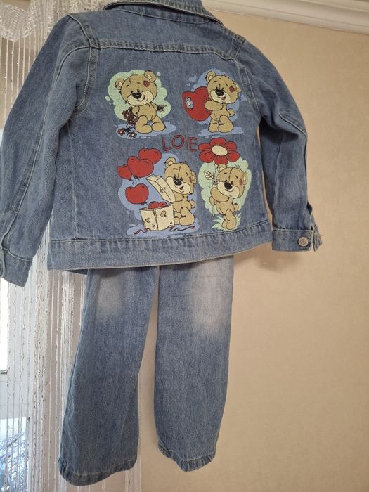 Джинсовий костюм для дівчинки трійка 4-5р. джинси