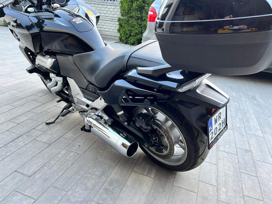 Продам мотоцикл Honda CTX 1300