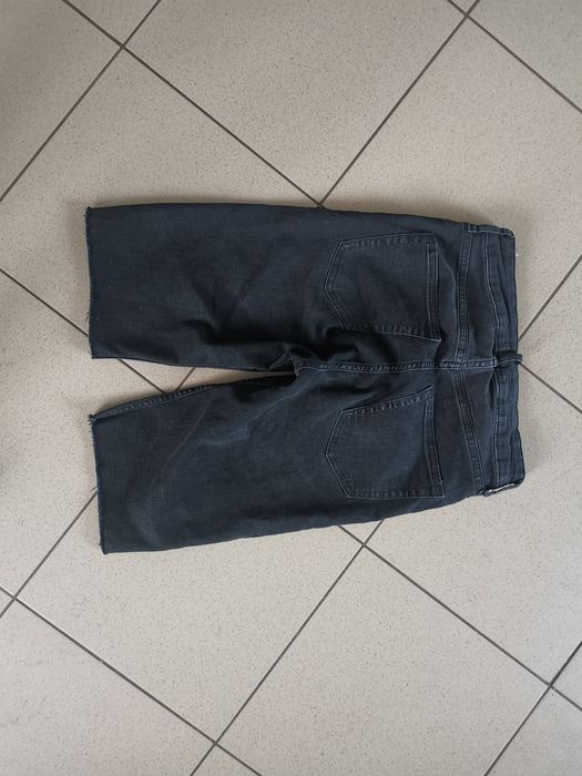 Bermudy krótkie spodenki szorty damskie do kolan 36