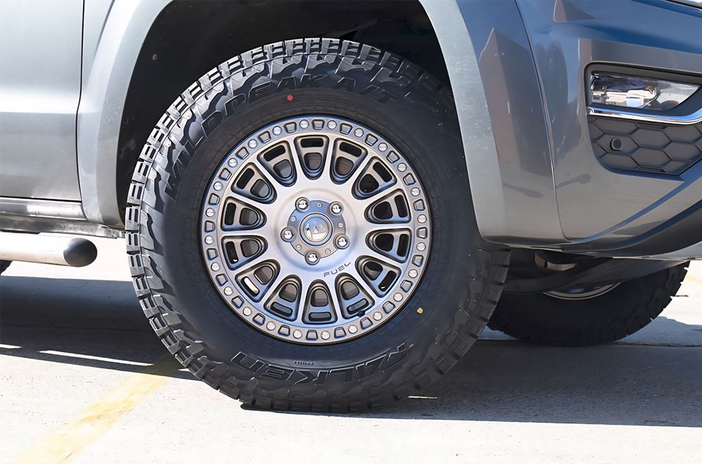 Jantes Fuel Cycle 17 x 8.5 et 34 5x120 65.1 VW Amarok