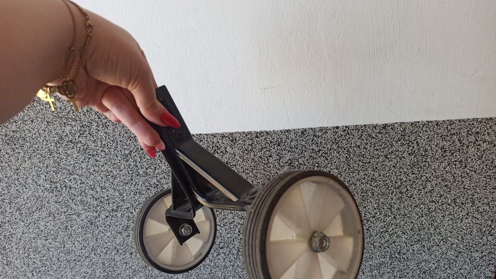 Boczne kółka do rowerku