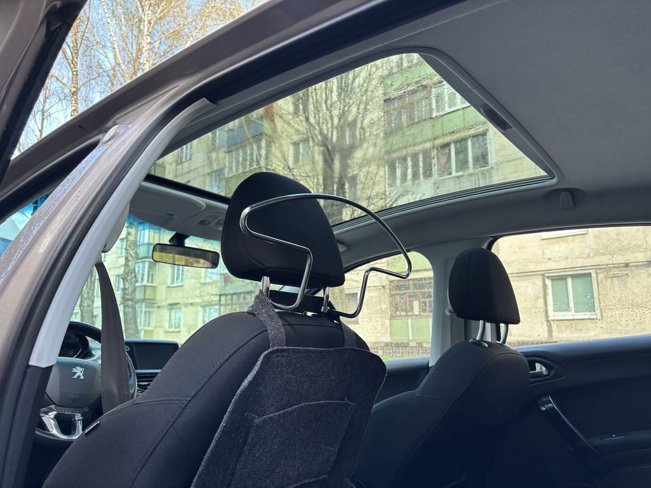 Peugeot 208 1.2 АКПП