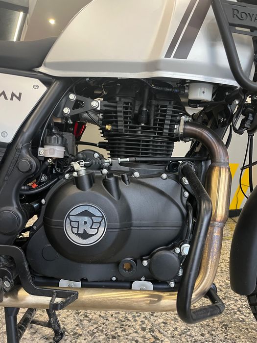 Royal Enfield Himalayan 411  de 2023 em estado "Novo" (738 Kms)