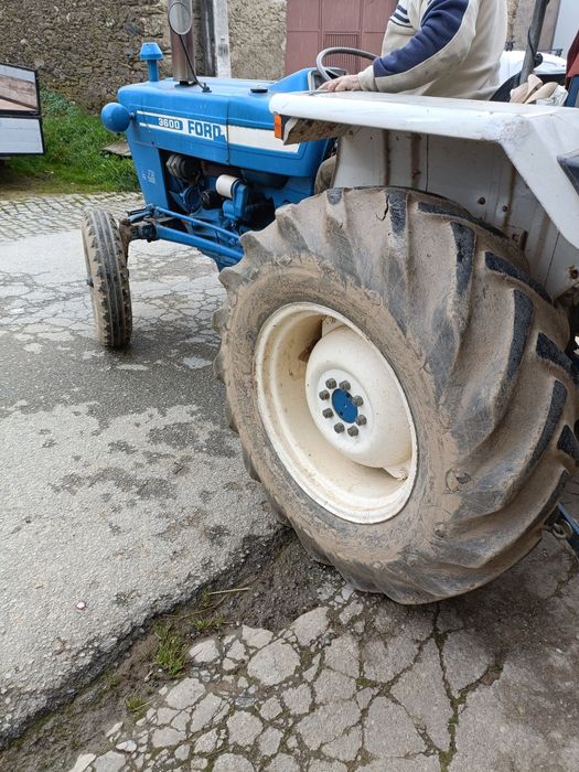 Pneus trator usados Good Year 14.9 R24