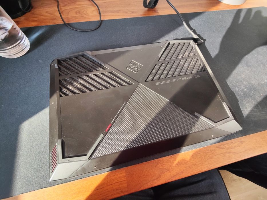 HP OMEN, 15-dc0019np. GTX 1060 Ti 6 GB, Core i7, 16 GB RAM, 256 GB SSD, battery64283951671681122