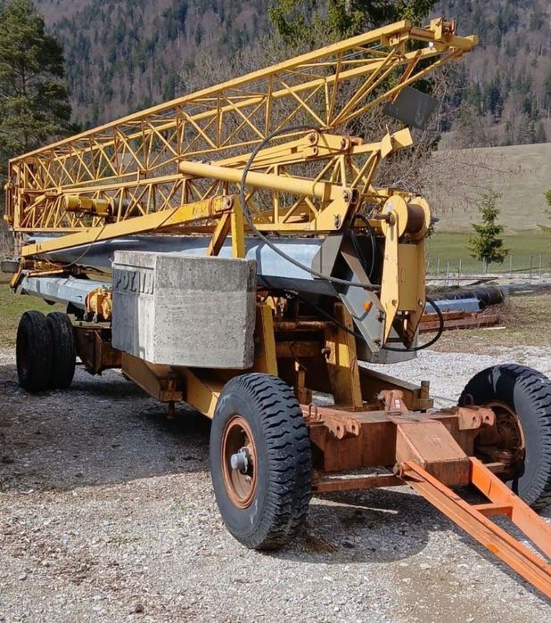 Grua automontante Potain Hd 21A de 1994