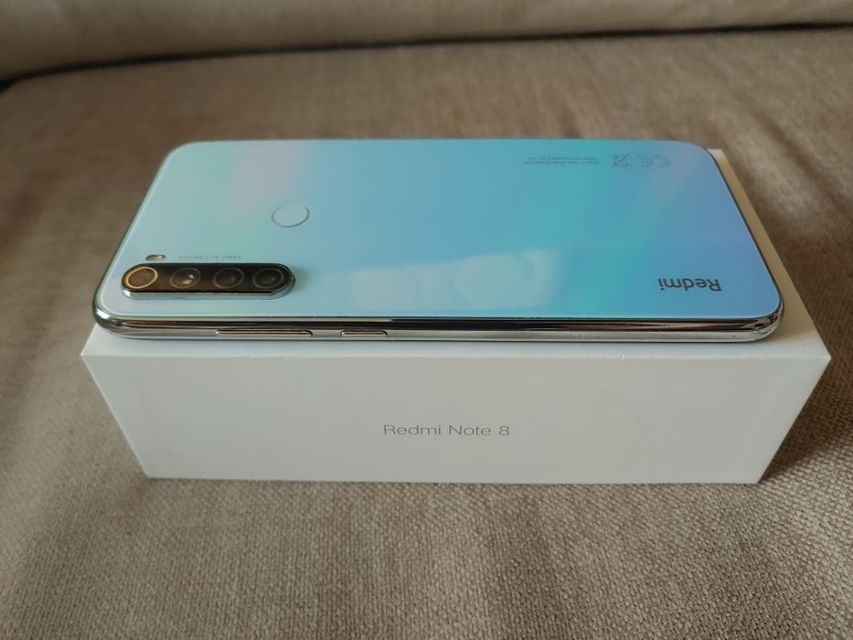 Телефон Xiaomi redmi note 8