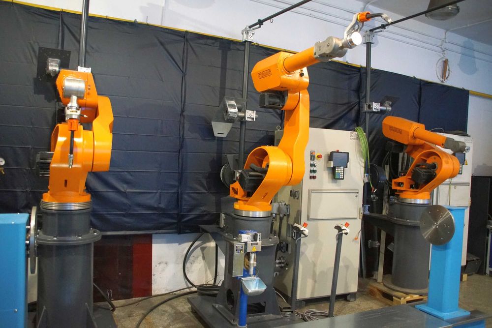 Robot przemysłowy spawalniczy ROMAT 350 - CLOOS