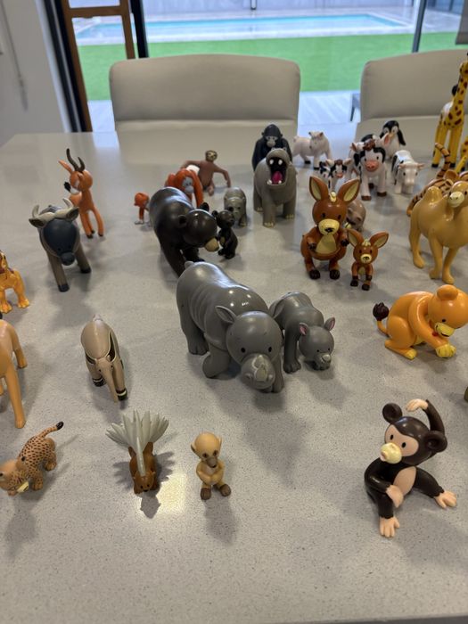 Conjunto de figurinhas de animais