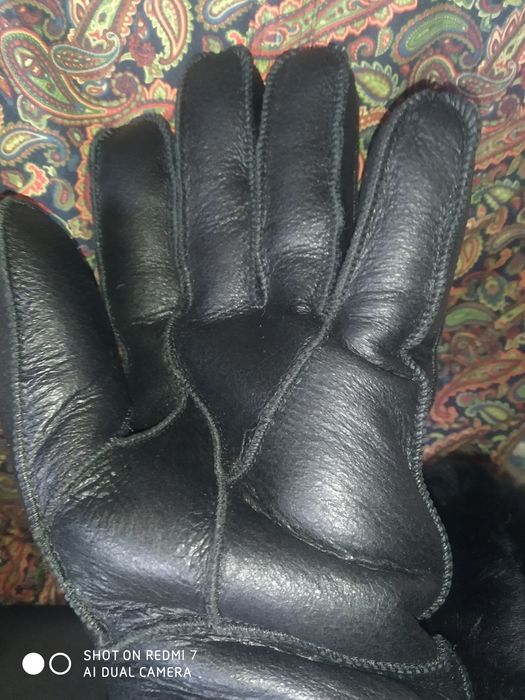 Кожаные перчатки дублёнка  мутон