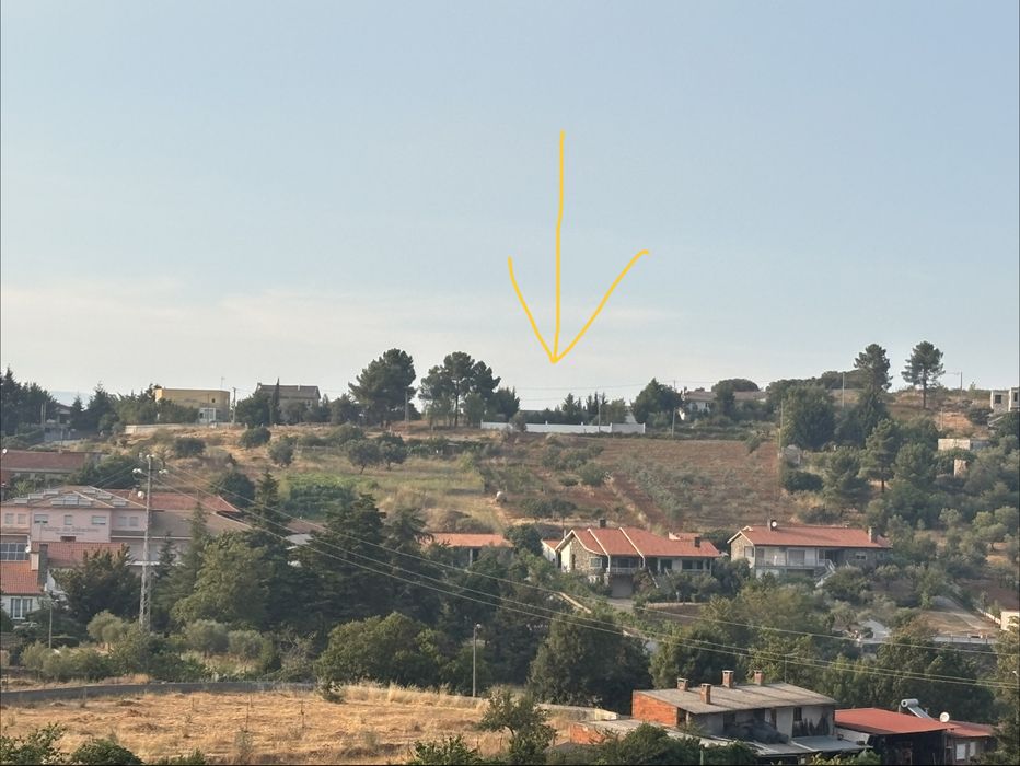 Terreno com garagem