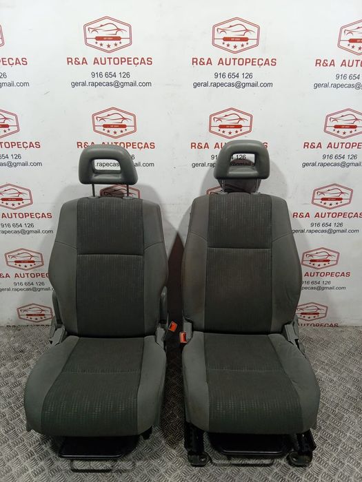 Conjunto de Bancos Dodge Caliber em Tecido Original