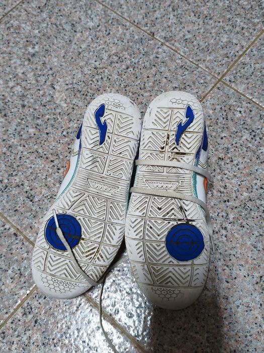 Chuteiras futsal Joma