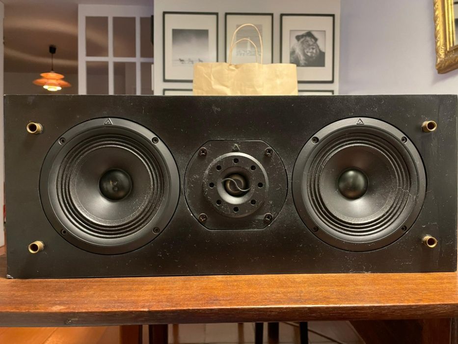 Colunas hi-end Triangle (2,5 way)