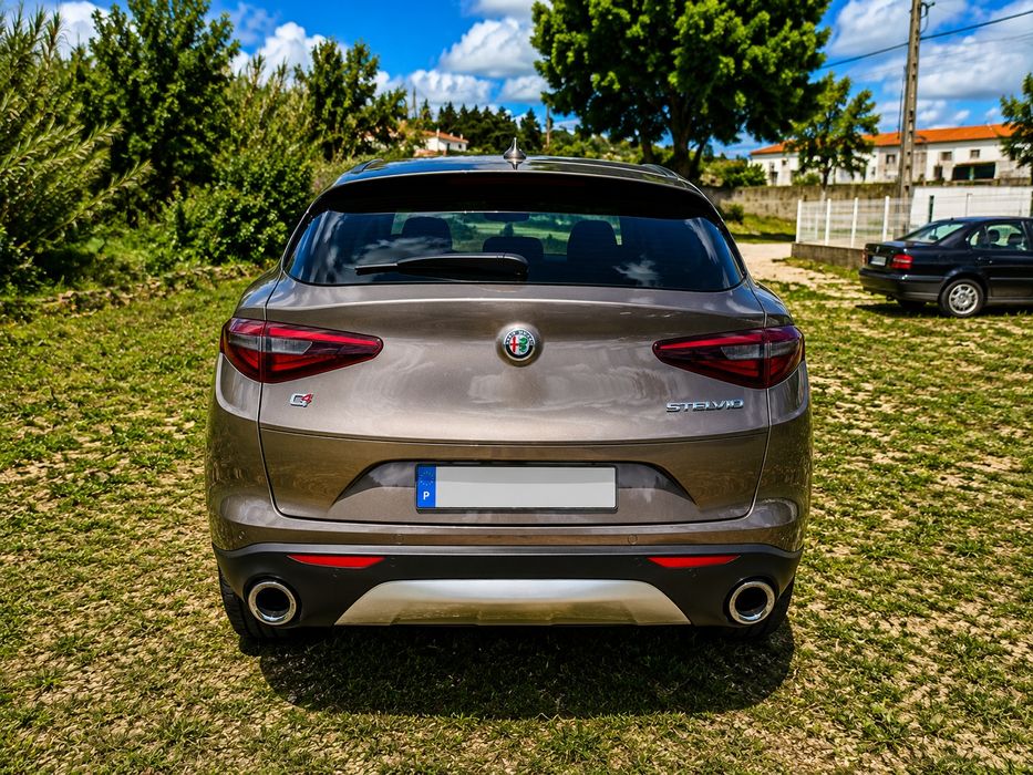 Vendo Alfa Romeu Stelvio 2.2