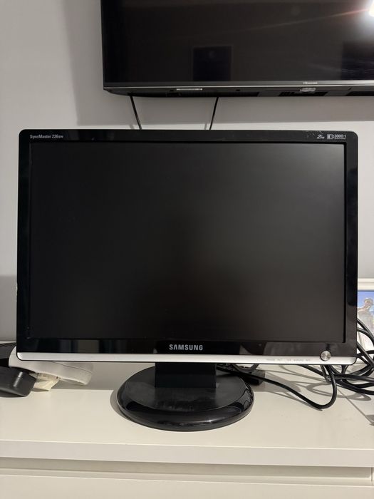 Monitor Samsung Syncmaster 226BW (przejściówka HDMI)