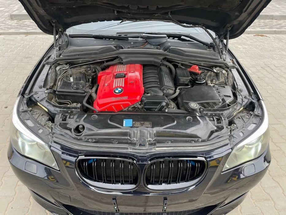 Продам BMW e60, N52B25 , механіка 6