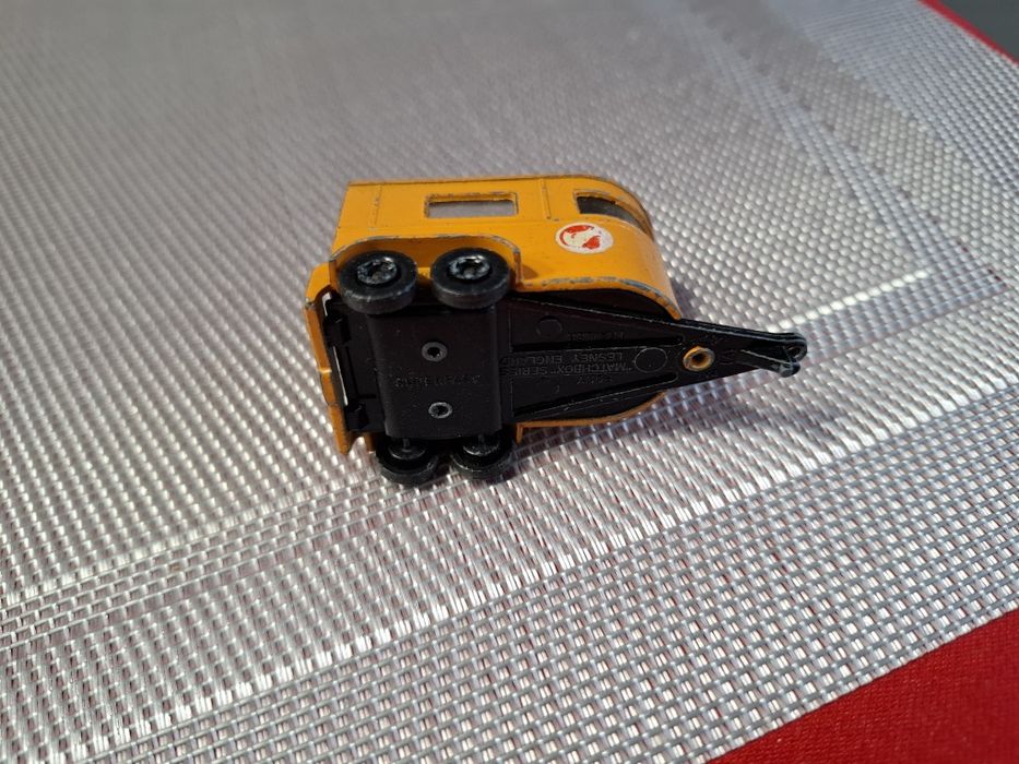 Matchbox pony trailer model samochodu