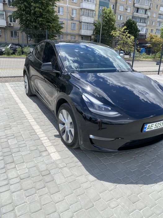 Продам Tesla model Y 2023 82kw long range