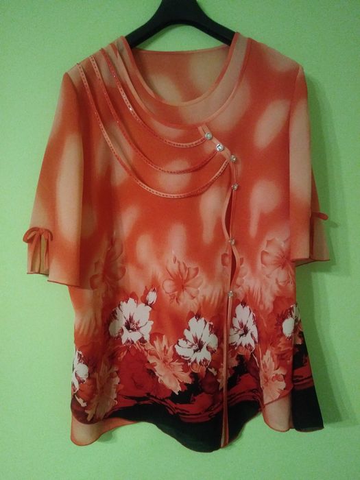 Elegancka luźna tunika do legginsów, spodni.