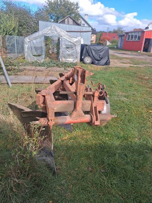 Sprzedam pługi 4 skibowe