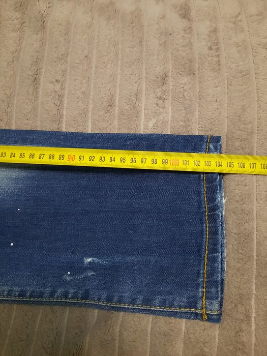 Джинсы Dsquared2