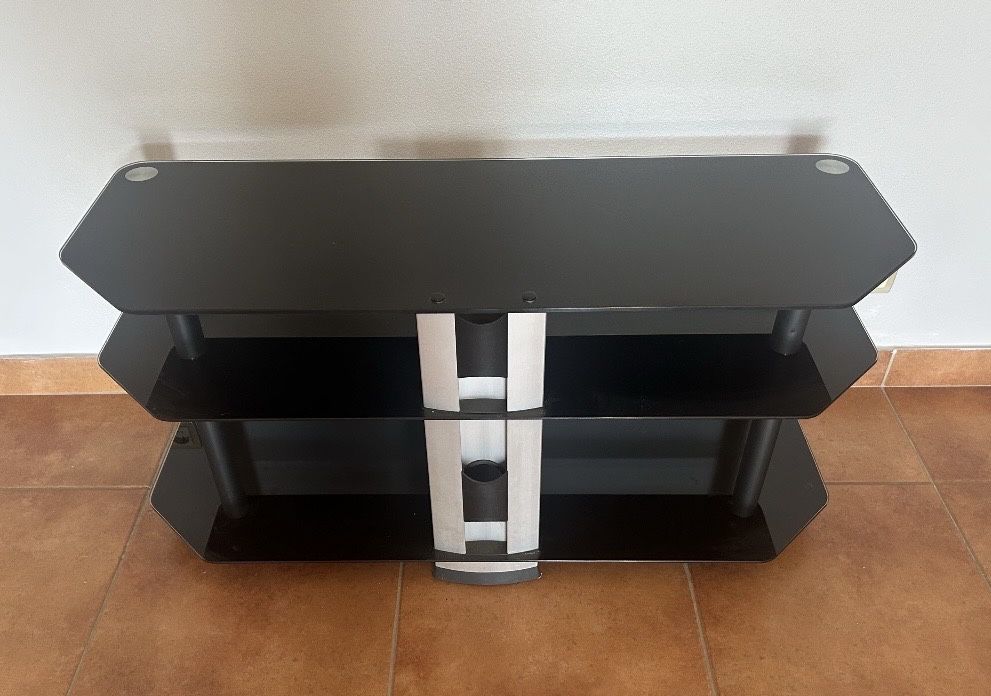 Movel para TV entre outros